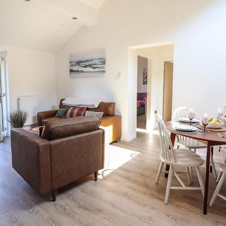 Tan Llech Villa Harlech Bagian luar foto