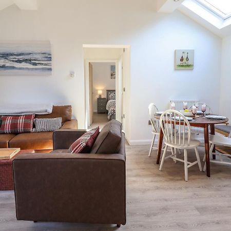 Tan Llech Villa Harlech Bagian luar foto