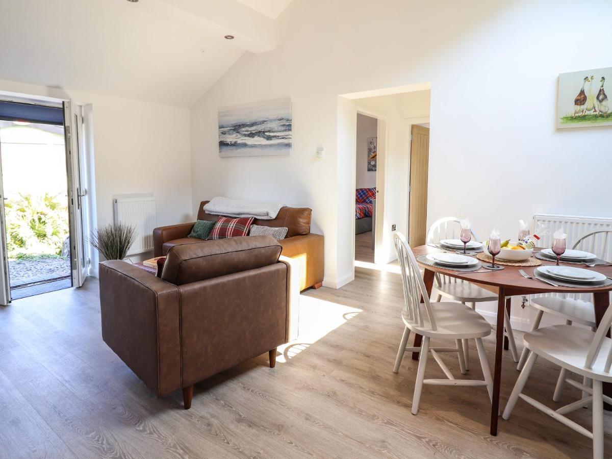 Tan Llech Villa Harlech Bagian luar foto